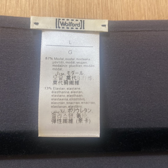 Wolford Pure Shirt - Tar - Picture 5 of 5